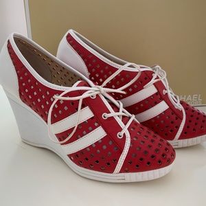Vintage Michael Kors high heal sneakers